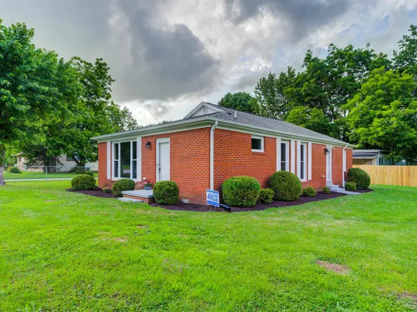 504 E Church Ave, Medina, TN 38355