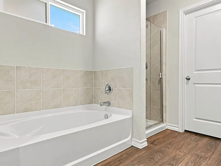 1710 Lavender Hl — Photo 26