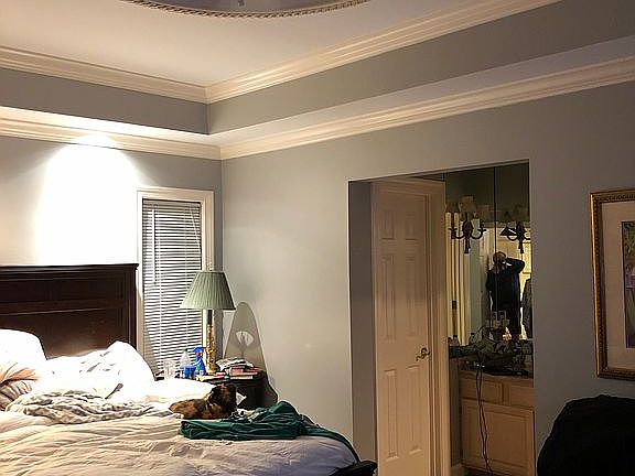 4th image of 1440 Club Dr