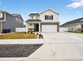 3268 S Boots Way, Syracuse, UT 84075