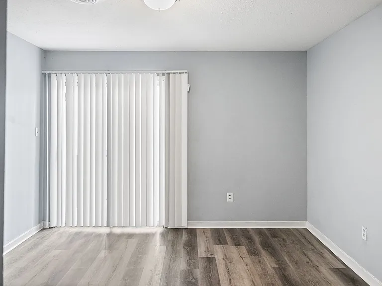 225 W McDowell Rd — Photo 46