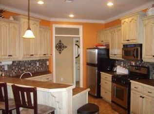 131 Oak Hill Dr, Deatsville, AL 36022