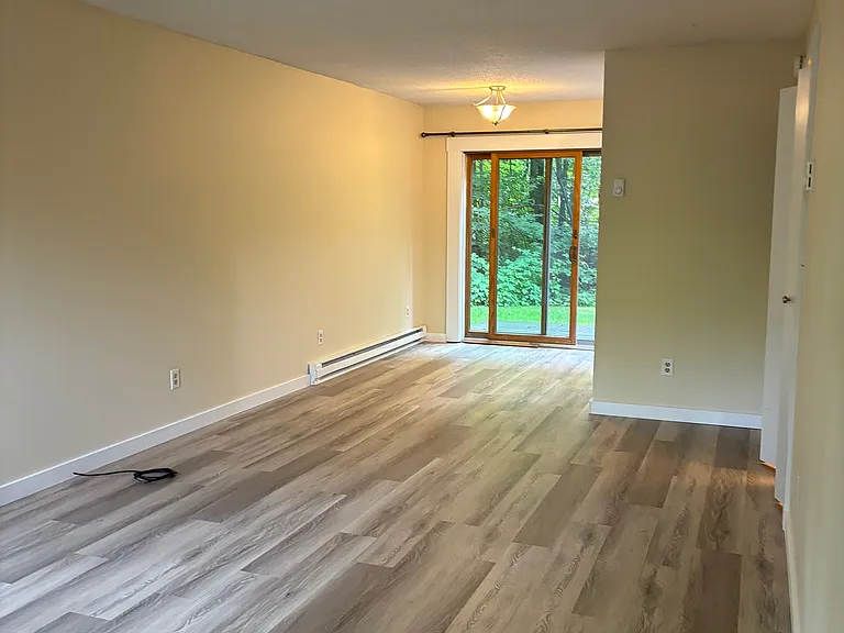 309A Holy Cross Rd #309A — Photo 5