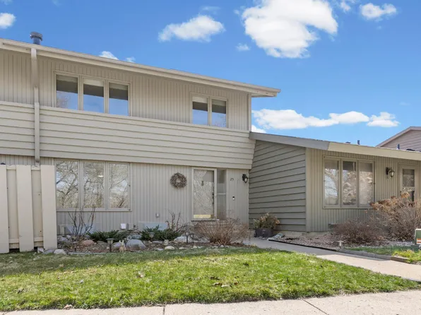 25 Walden St, Burnsville, MN 55337