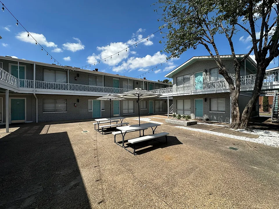 Monarch Court