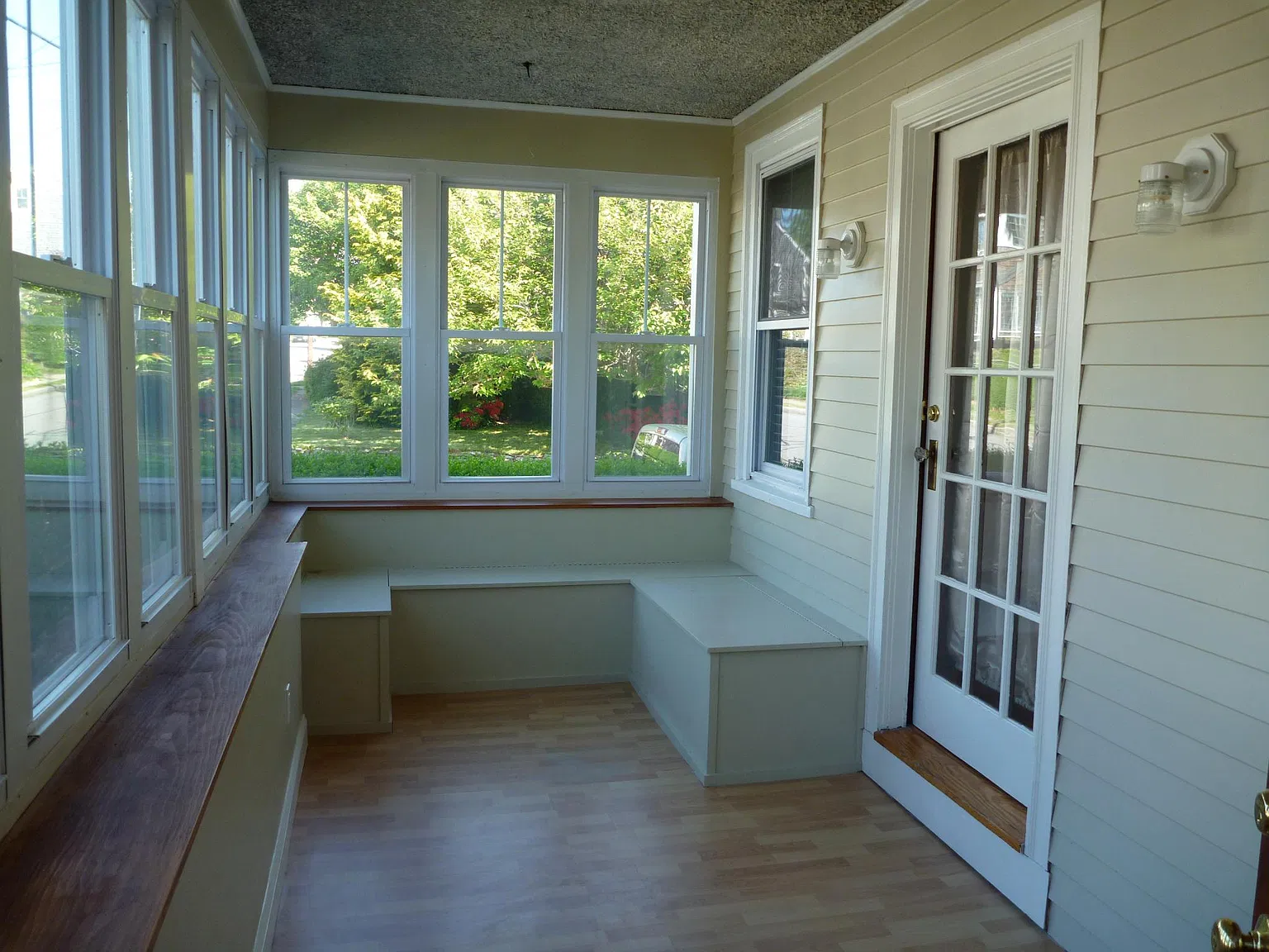 2 bed, 936 sqft, $2,500 — Photo 2