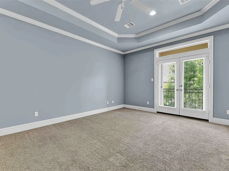 4631 Regent Manor Dr — Photo 16