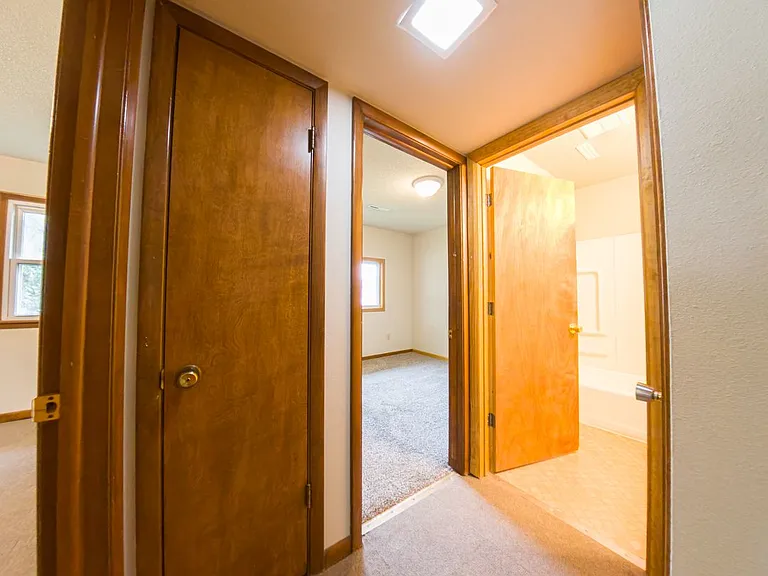 Raceway Park Apartments — Photo 9