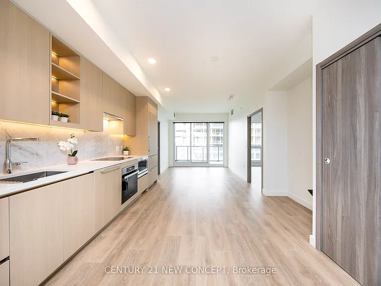 85 McMahon Dr #3205 — Photo 2