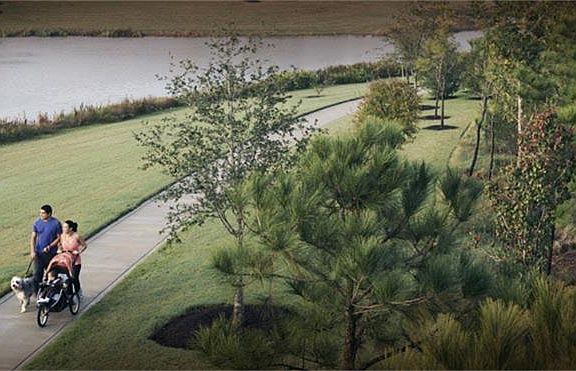 4th image of 10214 Rouken Glen Ct