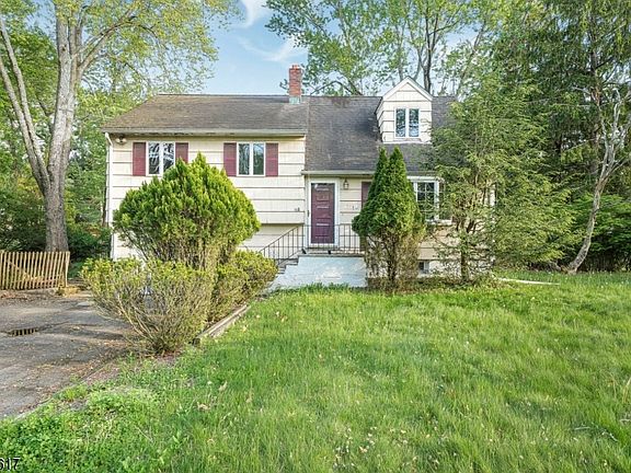 2nd image of 111 Deerfield Rd