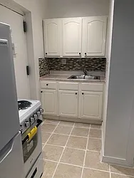 Rented by Nikia Vankeuren, LREB