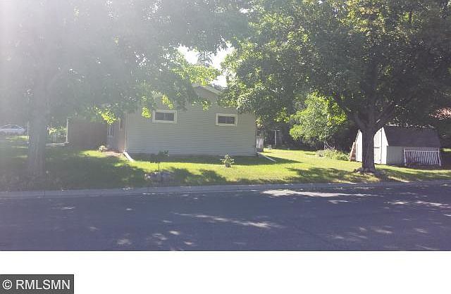 2nd image of 165 10th Ave NE
