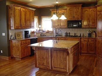 3rd image of 1432 NE Tara Dr