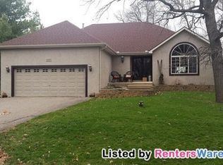 24301 E Cedar Lake Dr, New Prague, MN 56071