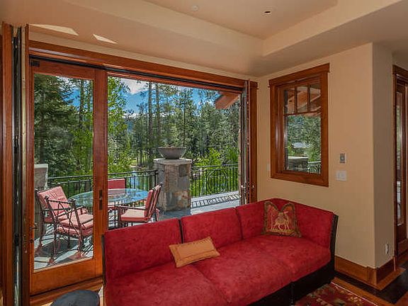 5th image of 522 Hidden Lake Ct