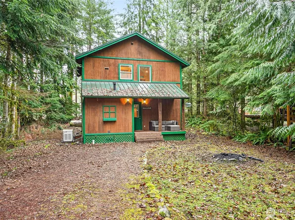 22014 Pinnacle Road, Glacier, WA 98244