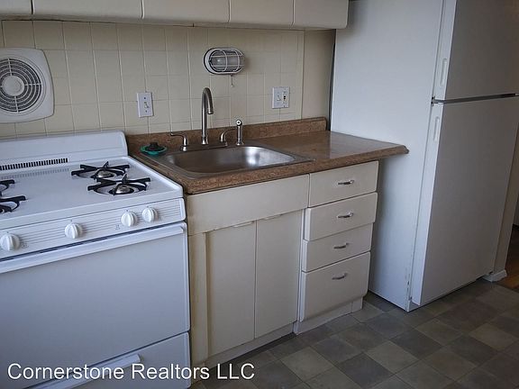 3rd image of 9011 Olive Blvd APT 1C