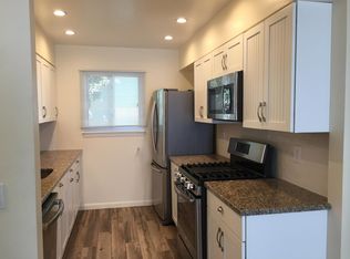 85 Edgewood Rd, Port Washington, NY 11050