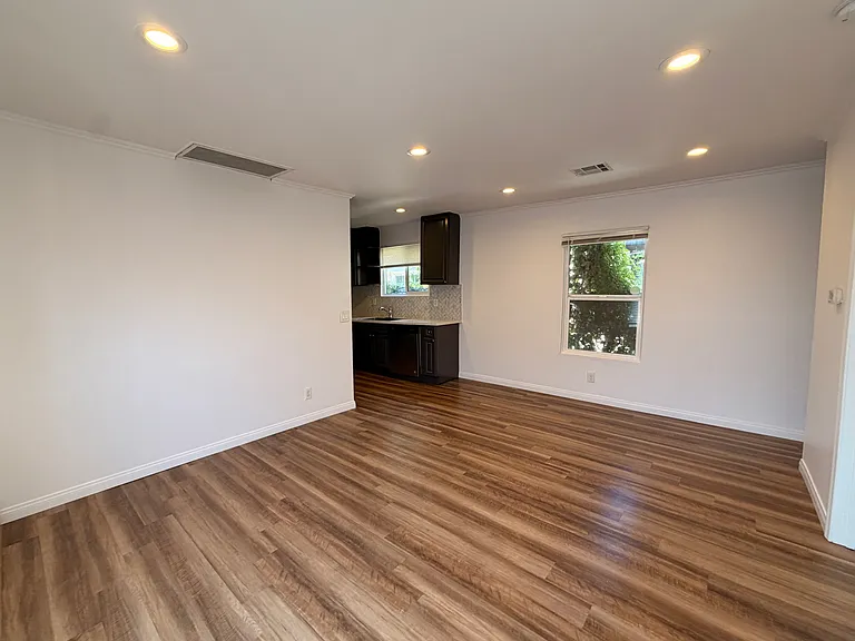1309 Mohawk St #1/2 — Photo 4