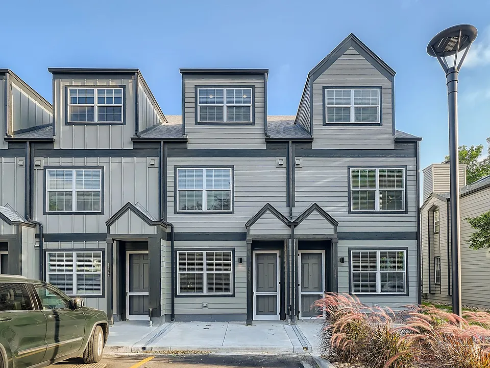 1994 Newland Ct