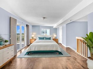 280 SW 20th Rd APT 904, Miami, FL 33129