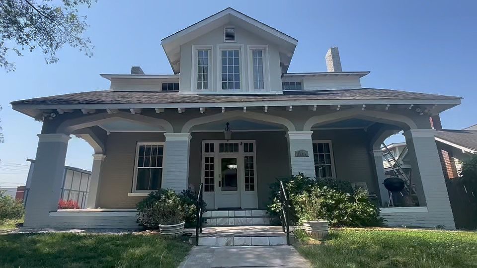 1st image of 1904 Chamberlain Ave APT 3