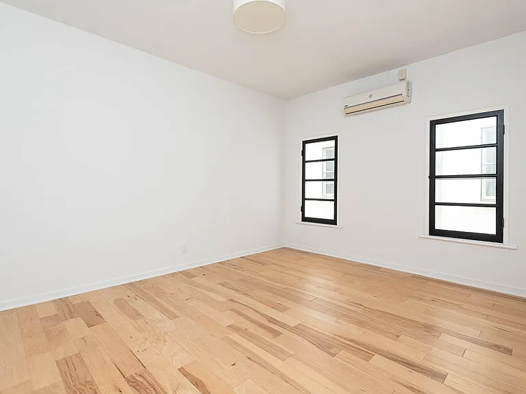 414 N Curson Ave #208 — Photo 15