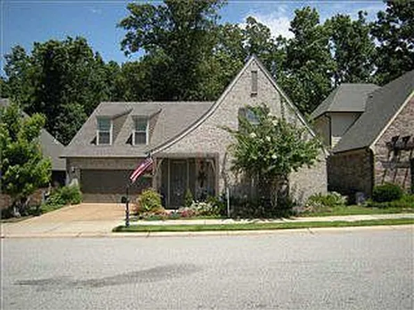 3218 Woodmeade Ln, Lakeland, TN 38002