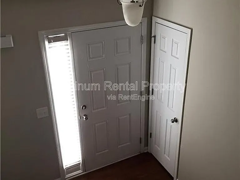3860 Village Main St — Photo 4