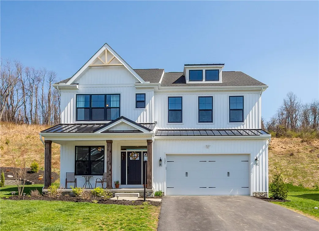121 Maggie Dr N photo 1