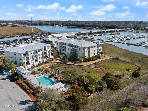 30 Waterfront Dr APT 132, Saint Simons Island, GA 31522