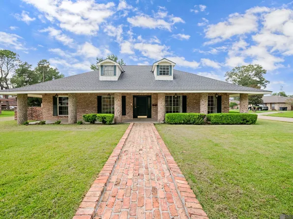 2285 San Clemente Dr, Baton Rouge, LA 70815