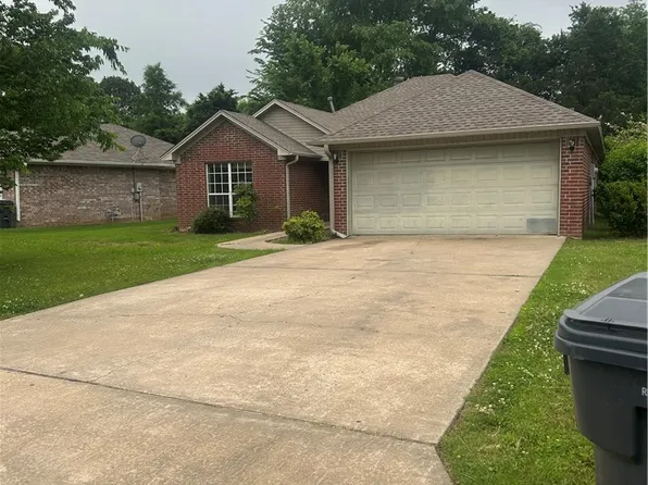 (undisclosed Address), Russellville, AR 72802