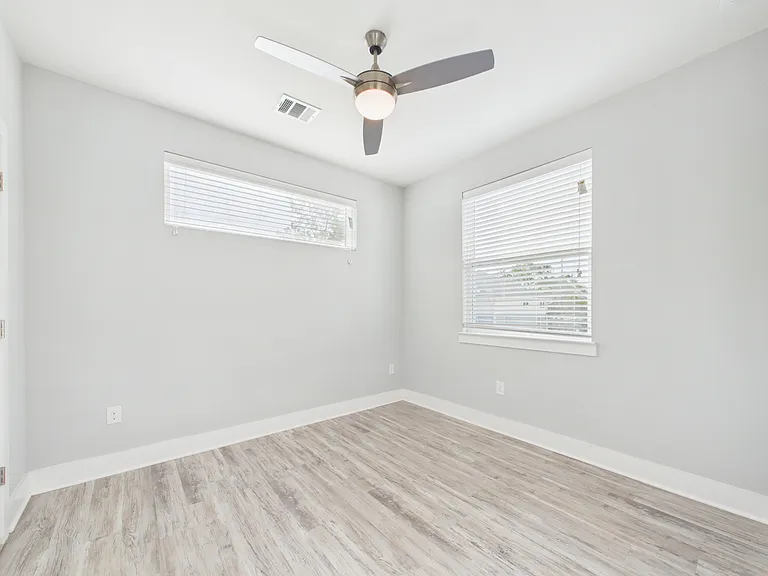 6713 Porter St #B — Photo 28