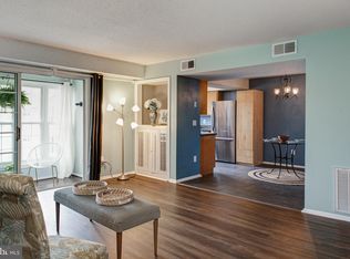 129 Fort Evans Rd SE APT D, Leesburg, VA 20175