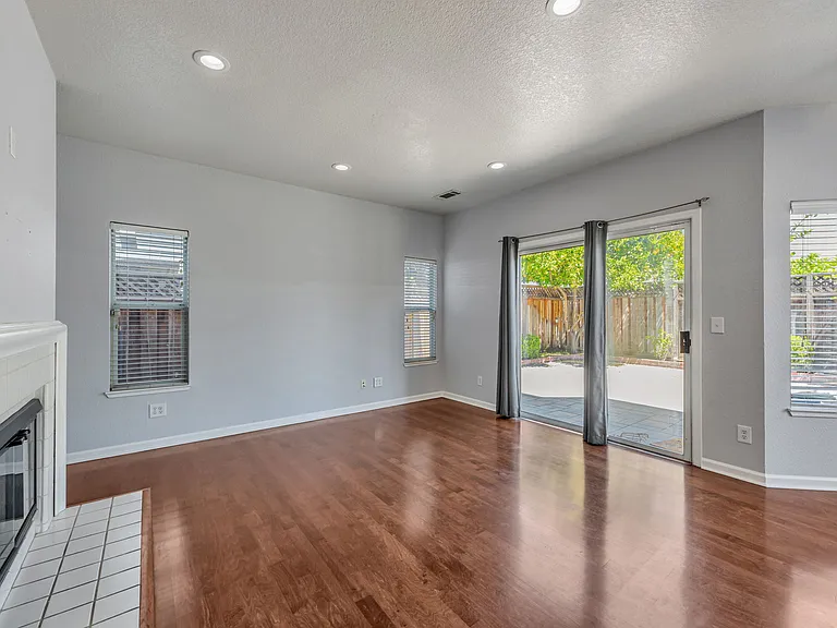 33252 Jamie Cir — Photo 15