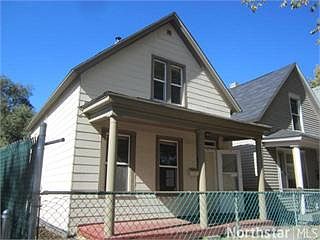 1st image of 871 Woodbridge St