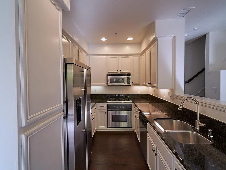 1191 Springfield Rd — Photo 4