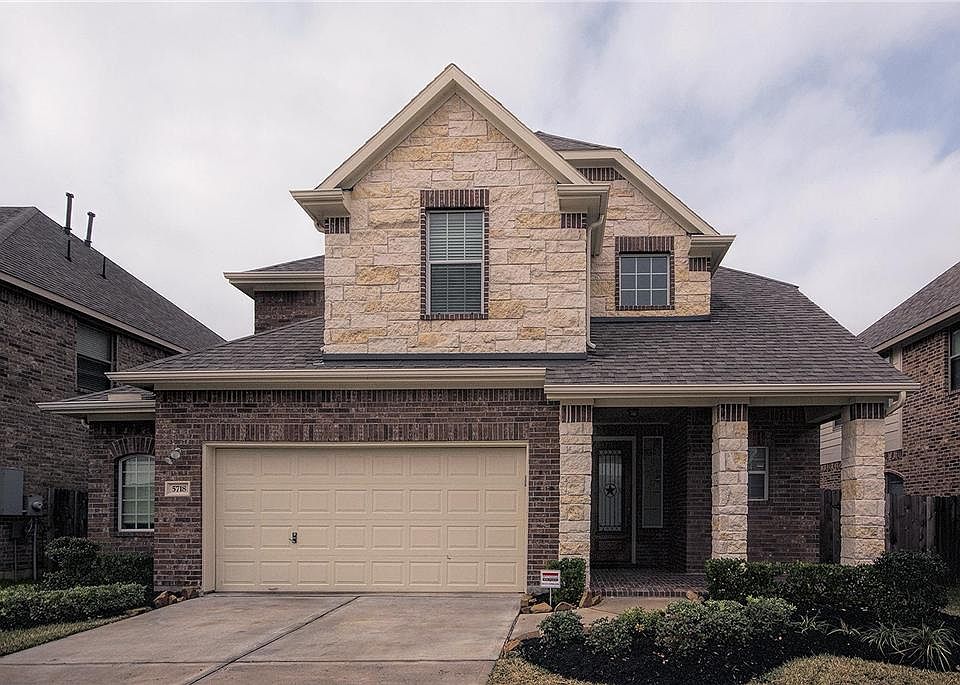 1st image of 5718 Fairwind Ln