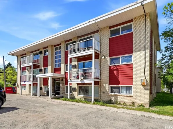 UNIT 23-1811 8th AVENUE N, Regina, SK S4R 0G5