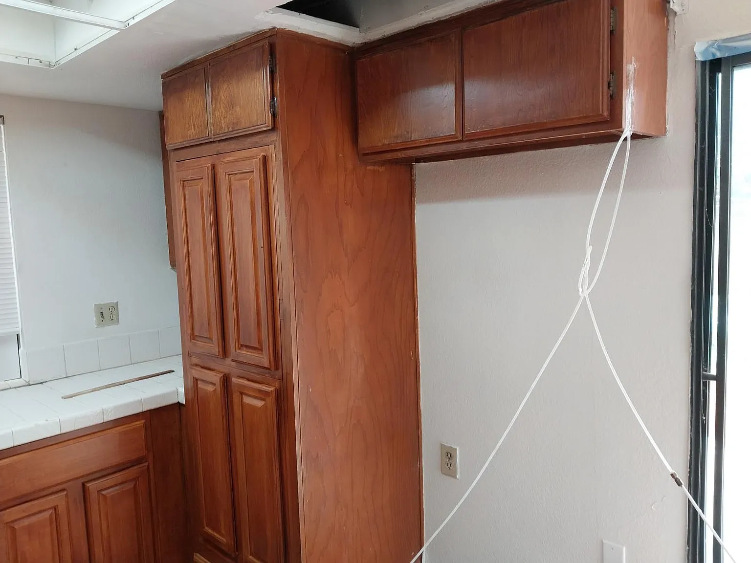 2 bed, 700 sqft, $2,500 — Photo 2