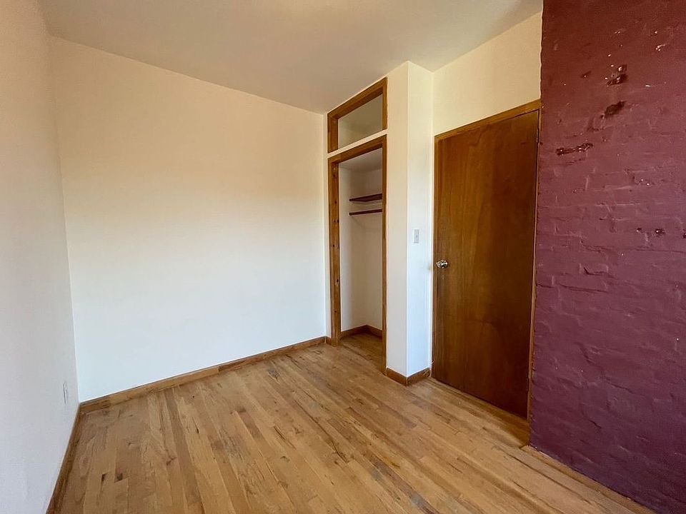 1st image of 540 E 14th St #37
