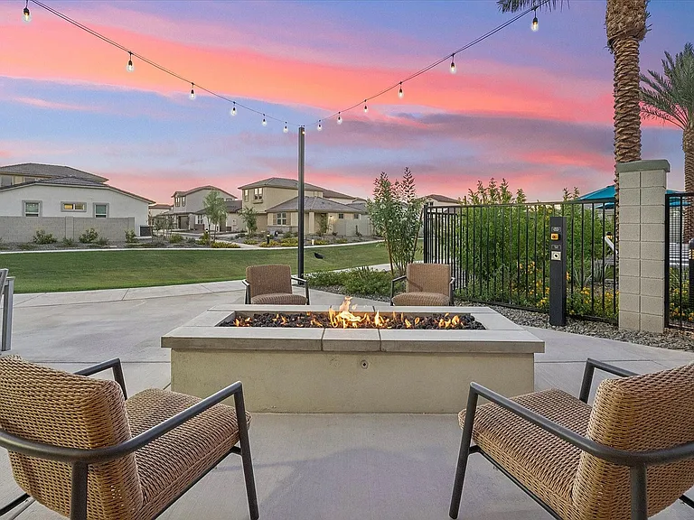 Rev3 at Avondale Station