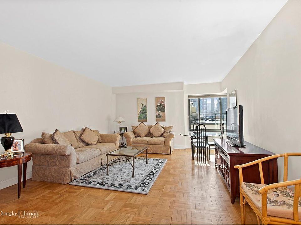 1st image of 10 E End Ave APT 15G