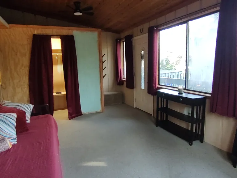 232 Island Creek Rd — Photo 7