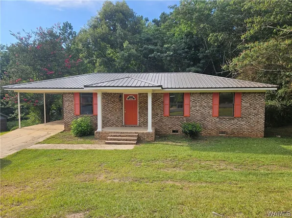 634 Duncan Dr W, Thomasville, AL 36784