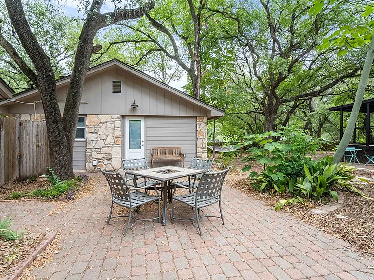 8707 White Cliff Dr — Photo 4