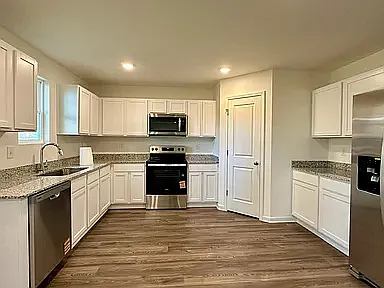 455 Grand Magnolia St — Photo 5