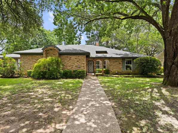 4 Briar Ln, Kilgore, TX 75662